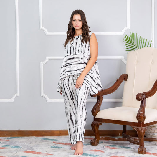 Black & White High-Low Pajama